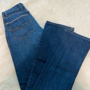 Kimes Ranch Mens Roger style jeans. Size 28/32.